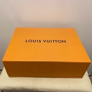 LOUIS VUITTON Large Magnetic Gift Box